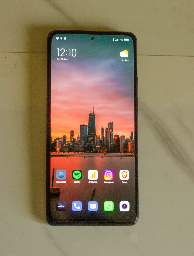 Front side of Redmi Note 10 pro